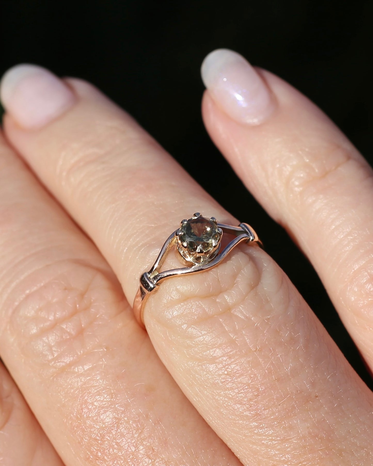 East African Green Zircon, Vintage 8 Claw Setting, Old Rosey Gold, size M1/2 or 6.5