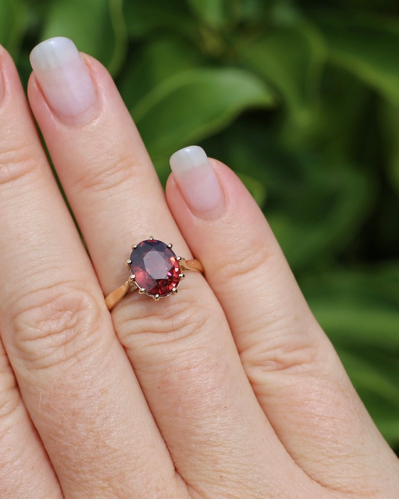 4ct Natural Red Zircon in Vintage Birmingham Made 1973 Multi Claw Ring, 9ct Yellow Gold, size M1/2 or 6.5, 2.61g