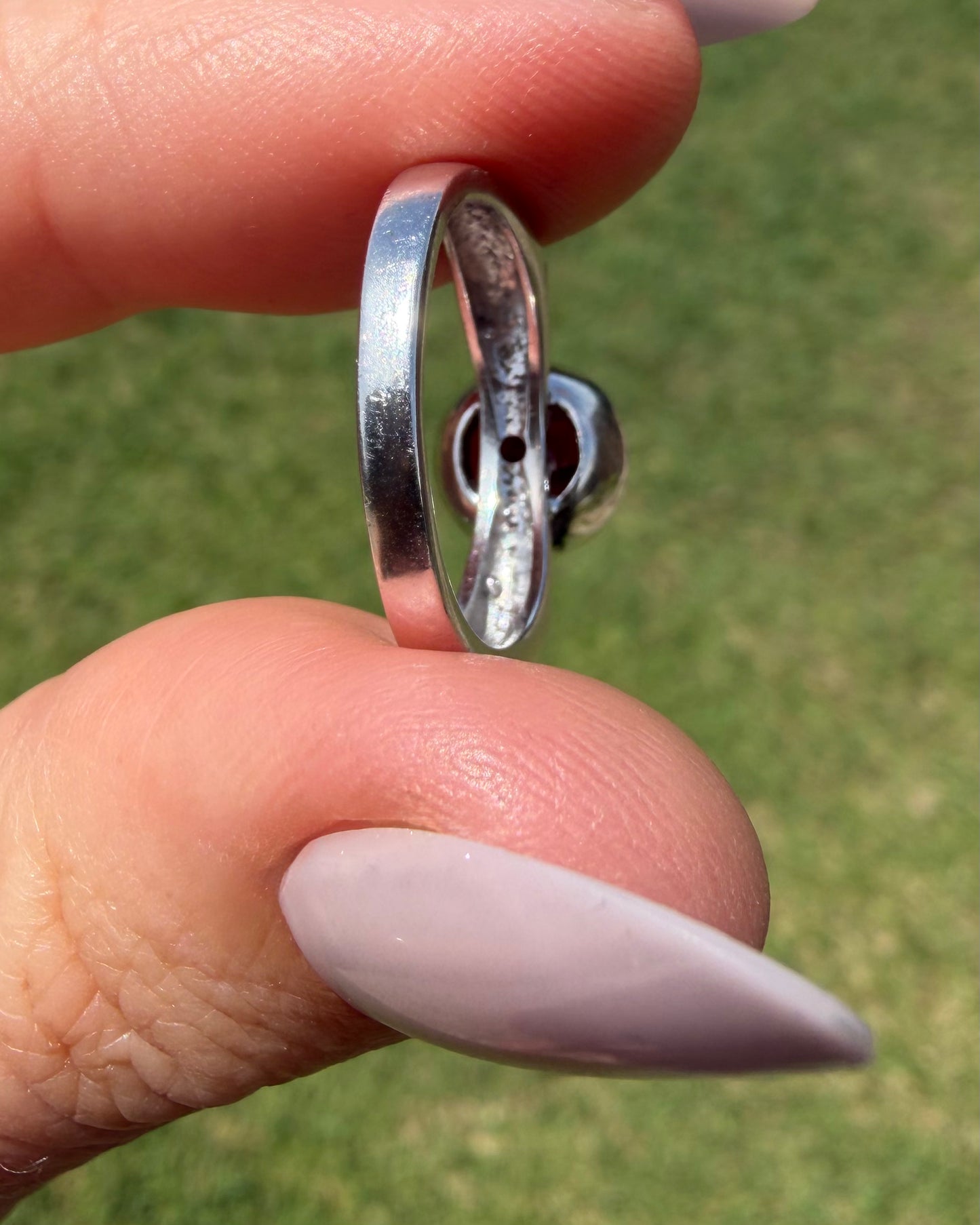 9mm Round Garnet in Bezel Set Silver Ring, Sterling Silver, size 7 or just over N1/2, 4.16g