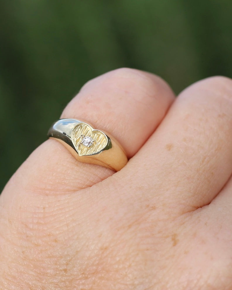 ON HOLD 1979 London Made Old Cut Diamond Heart Signet Ring, 9ct Yellow Gold, size J1/2 or 5, 2.48g