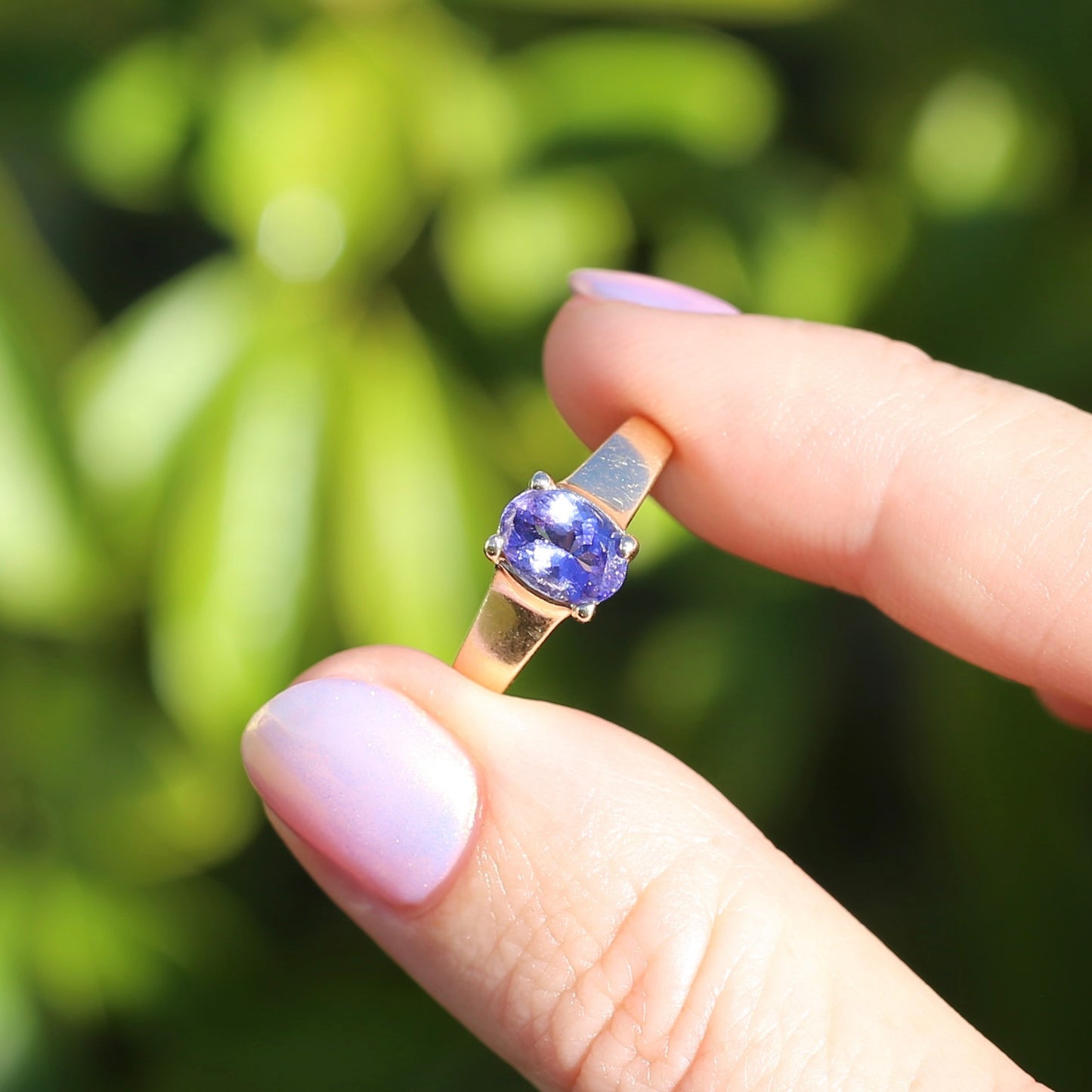 1.25ct Oval Tanzanite Ring, 14ct Yellow Gold, size N or just over 6.5