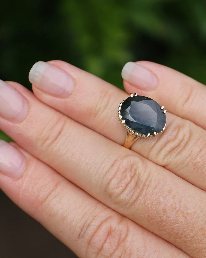 8.4ct Opaque Blue Sapphire, in Four Double Claw Filigree 9ct Yellow Gold Ring, size J or 4.75, 3.53g