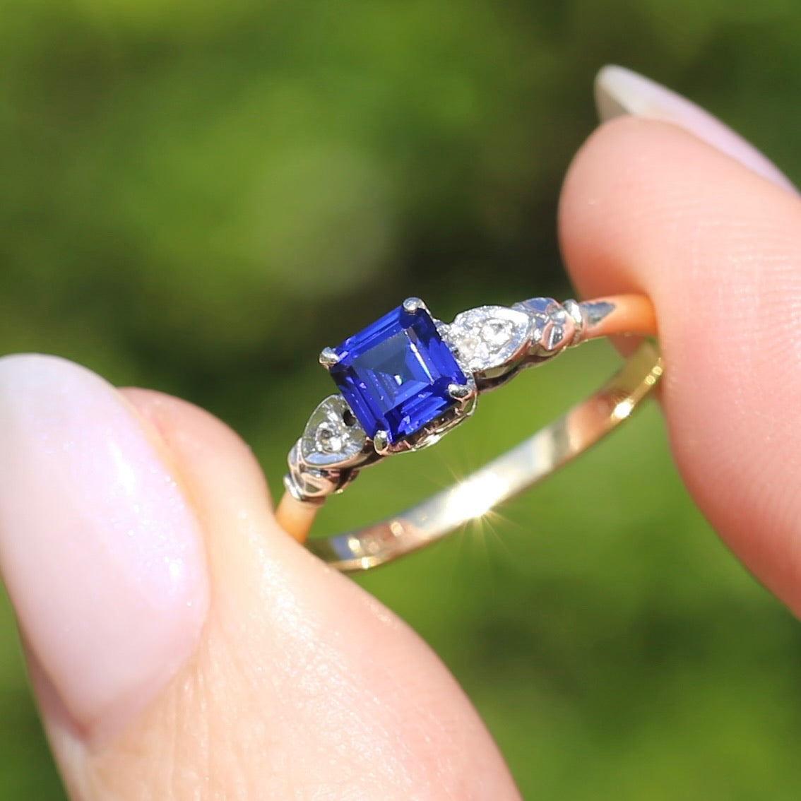 1930s Square Emerald Cut Blue Sapphire, 18ct Yellow and White Gold, size Q1/2 or just over 8.25