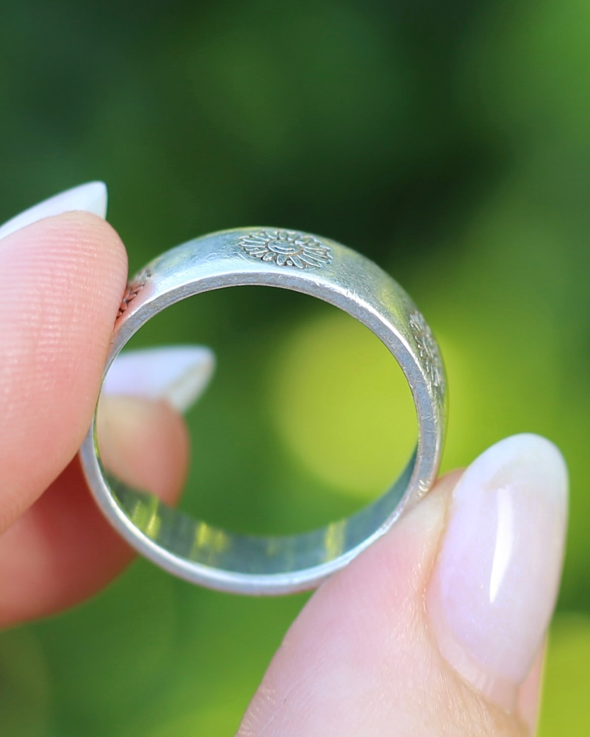 Australian Designer Mood Ring, Sterling Silver, Size U1/2 or 10.25 (fits more like T1/2 or 9.75), 7.35g