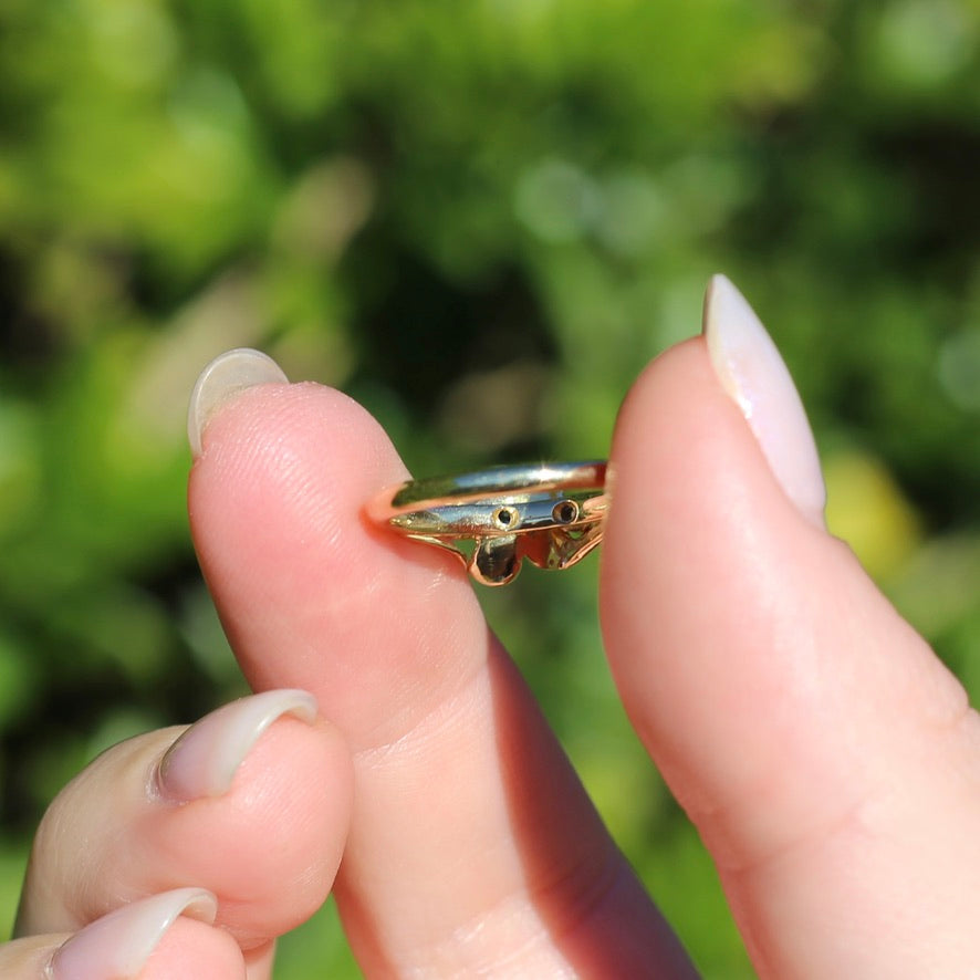 Unique Parti Sapphire and Diamond Flower Ring, 18ct Yellow Gold, size N or just over 6.5