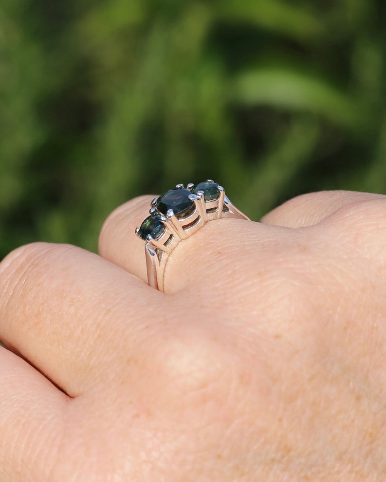 2.38ct Australian Sapphire Trilogy, Sterling Silver, size N1/2 or 7, 3.6g