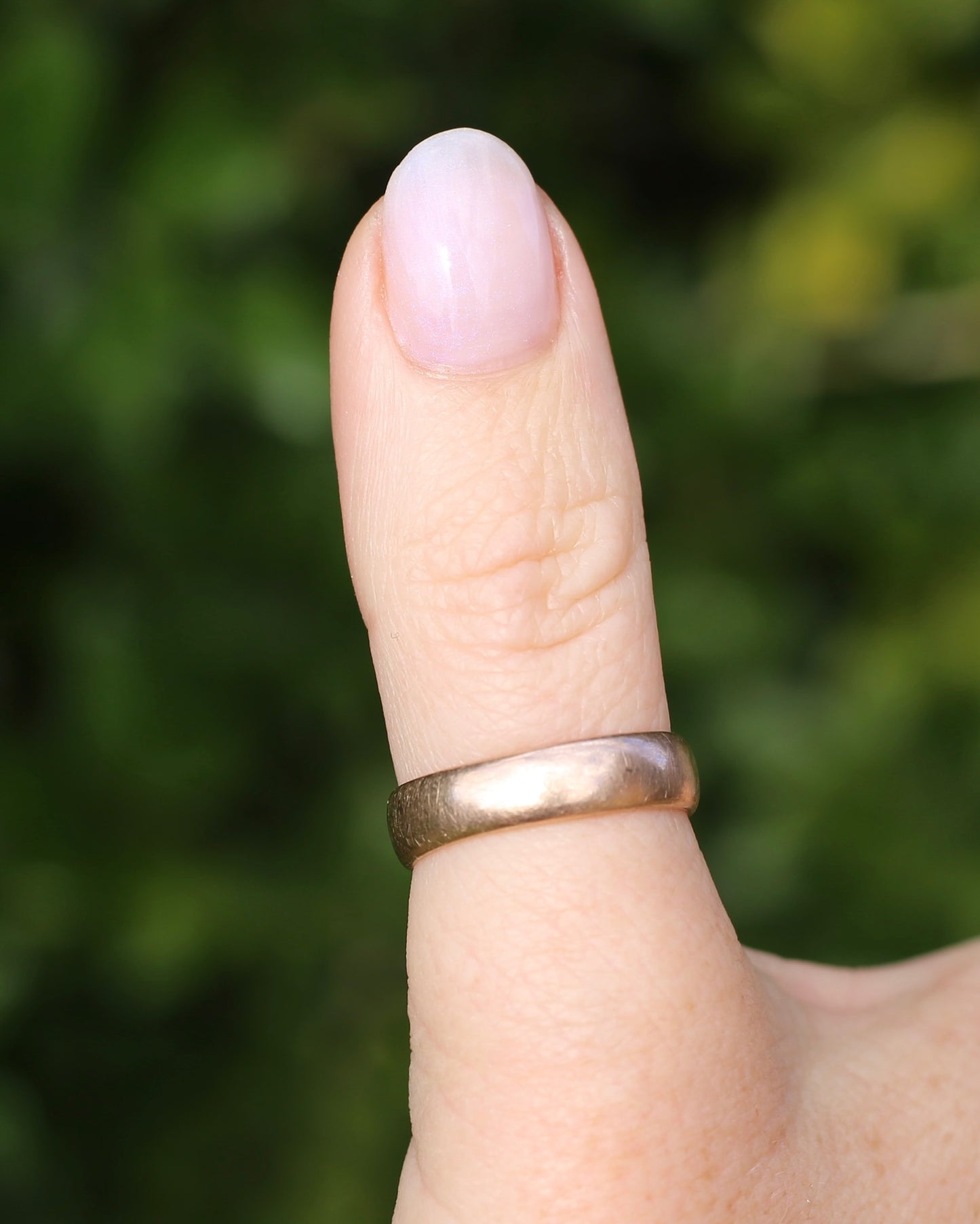 Vintage Rosey Gold Half Round Chunky Wedder, 9ct Old Rosey Gold, size 9 or R1/2 (fits more like a Q1/2-R due to width)
