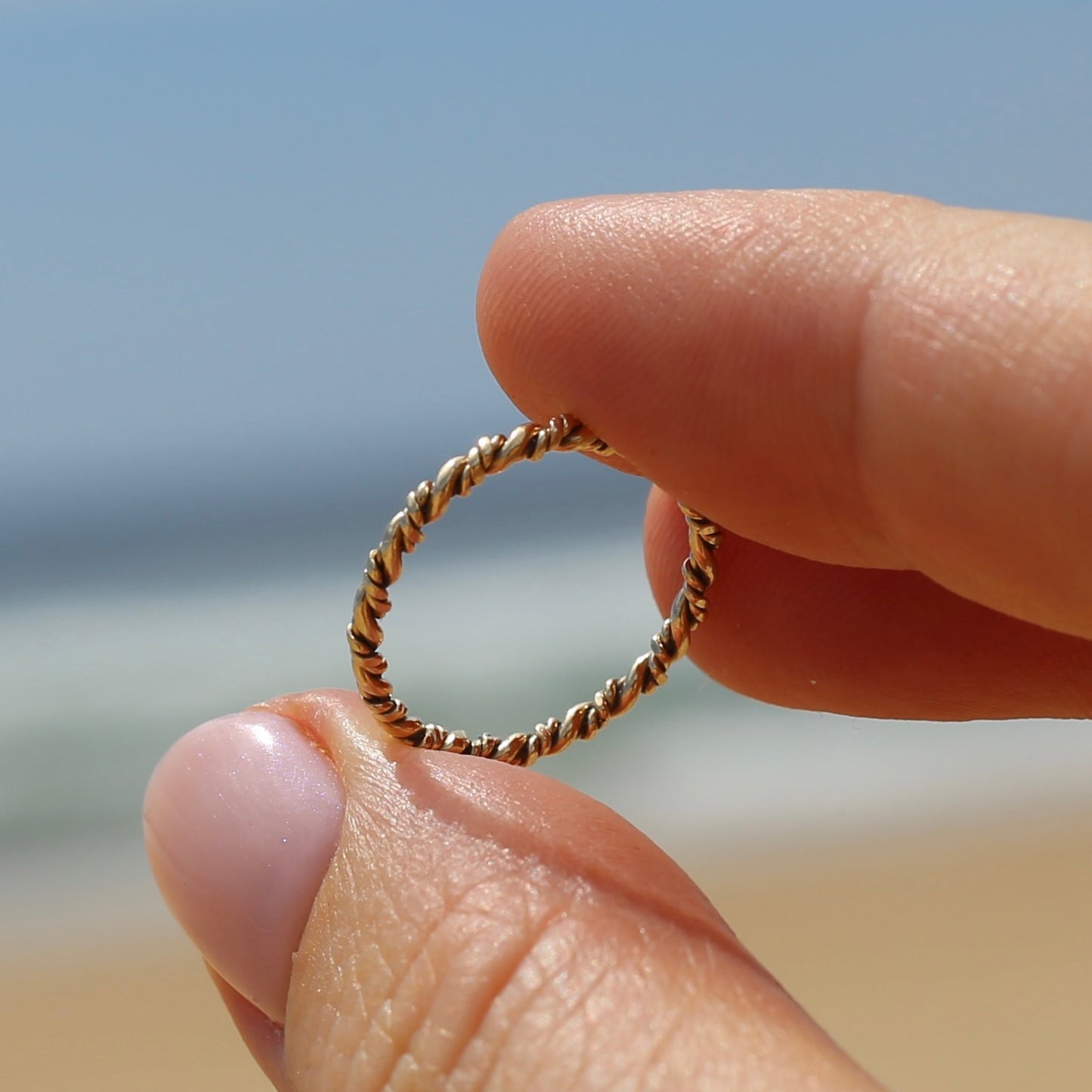 Textured twisted band, 9ct yellow gold, size 4.5 or I1/2