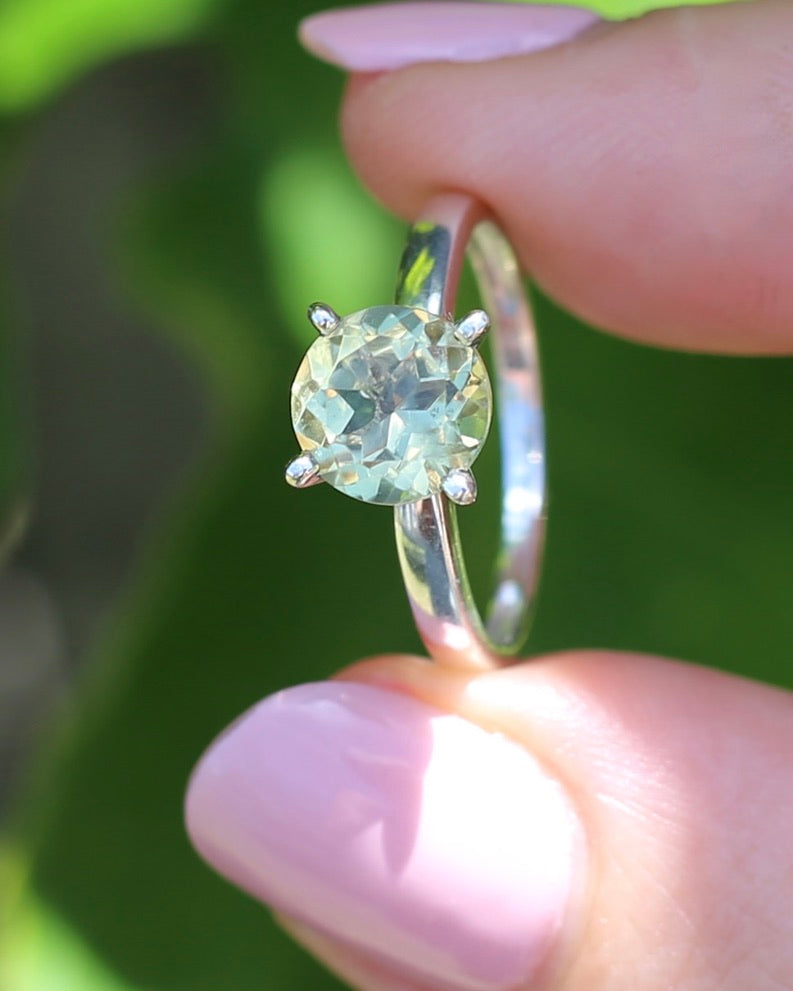 1.8ct Lemon Quartz Solitaire, Sterling Silver, size O or 7.25, 2.04g