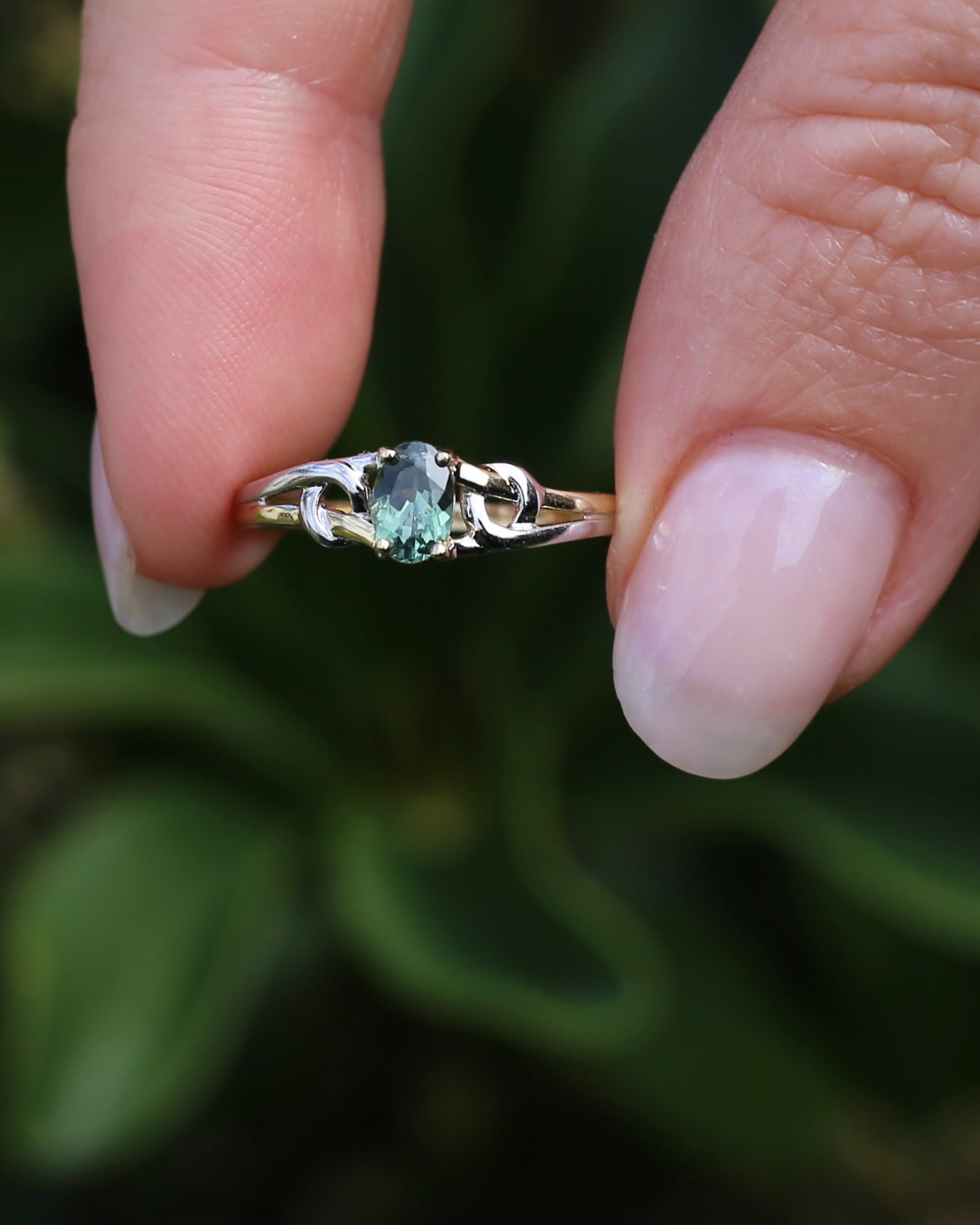 0.65ct Sage Green Parti Australian Sapphire, 9ct Yellow and White Gold, size O or 7.25, 1.30g