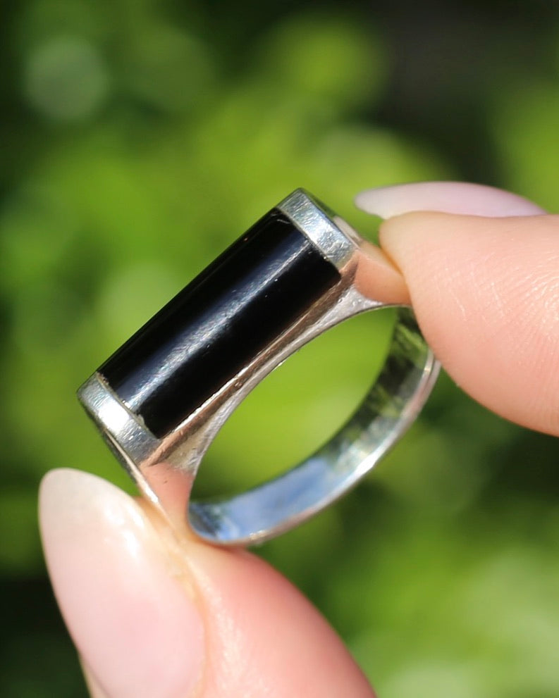 Curved Onyx and Silver Ring, Sterling Silver, Size V1/2 or 10.75, 8.4g