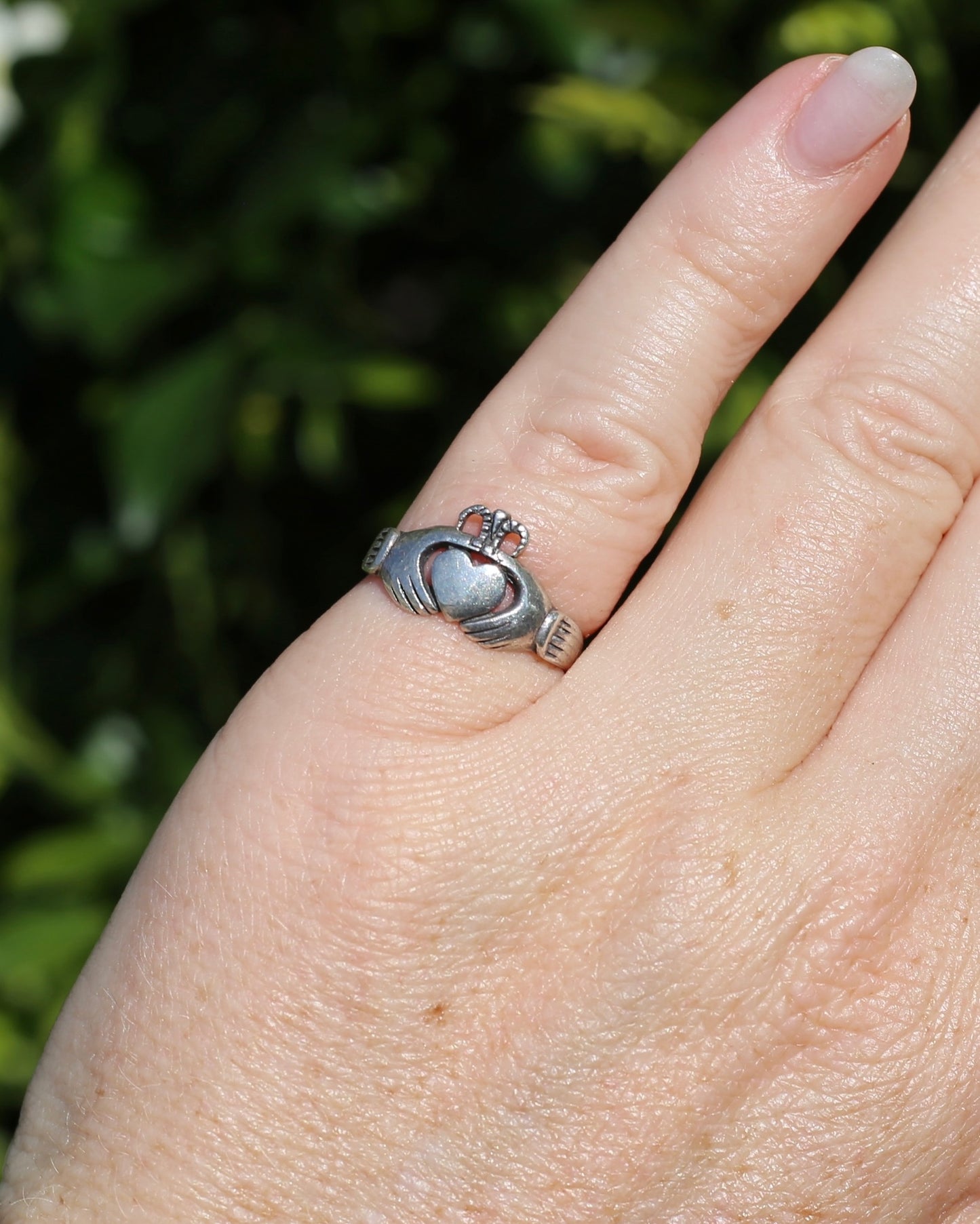 Irish Silver Claddagh Ring, 2.0g, size L or 5.75