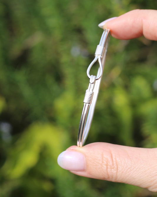 Silver Knot Link Double Wire Hook Bangle, Sterling Silver, 8.13g