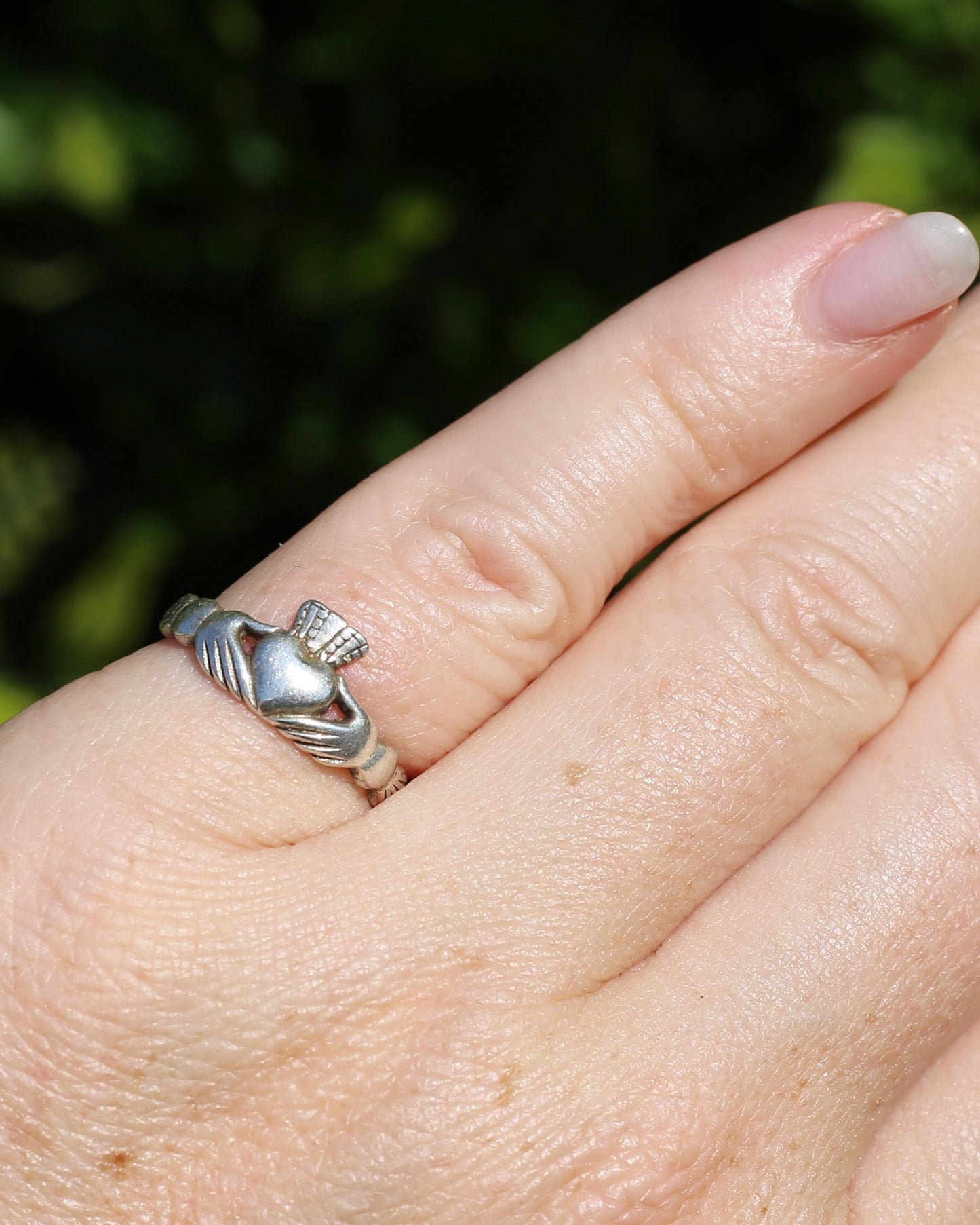 Irish Silver Claddagh Ring, 1.9g size L1/2 or 6
