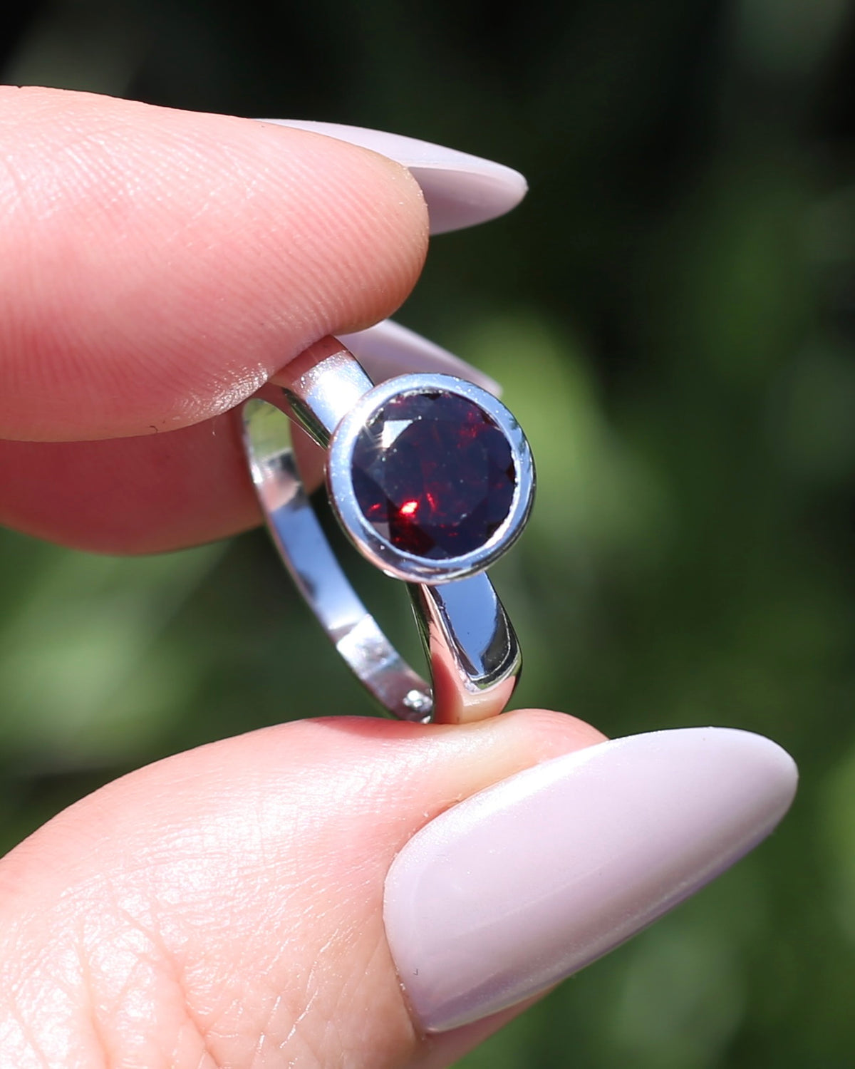 9mm Round Garnet in Bezel Set Silver Ring, Sterling Silver, size 7 or just over N1/2, 4.16g