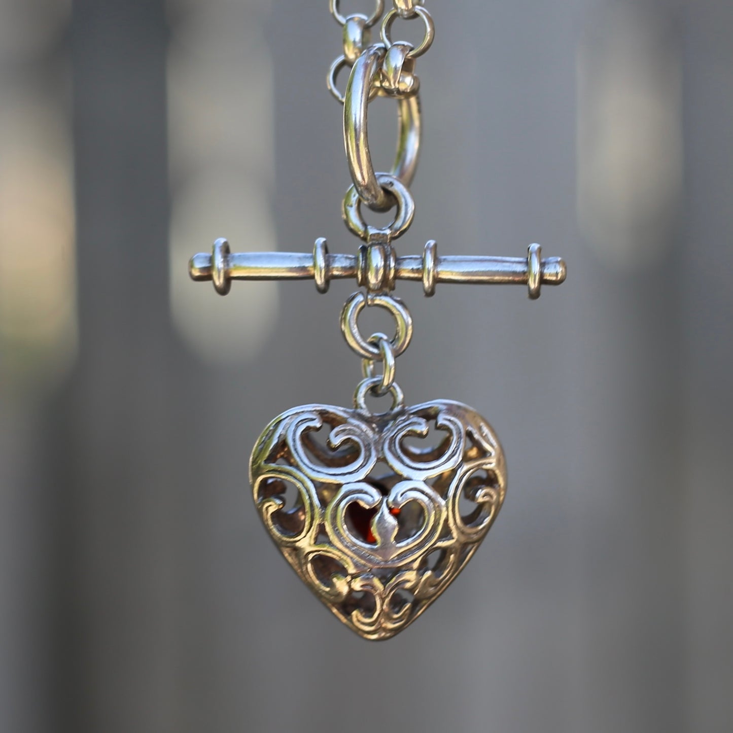 Vintage Filigree Heart Fob with Garnet stone and T-bar, 9.48g