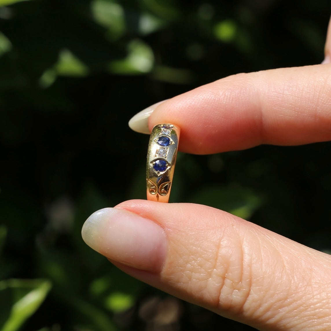 1897 Old Cut Sapphire and Diamond Five Stone Ring, 18ct Yellow Gold, size O or 7.25