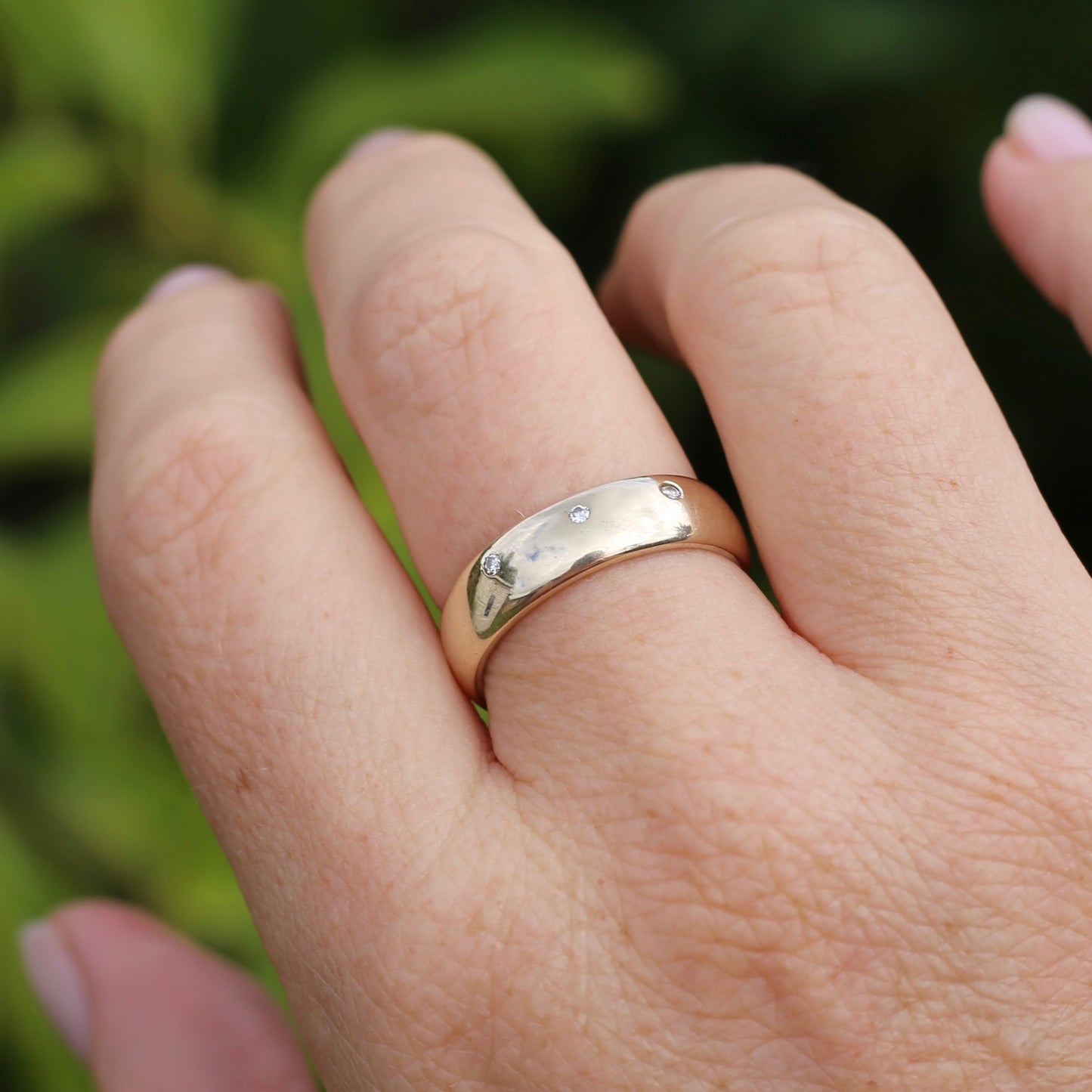 Chunky Half Round 9ct Gold Ring with 3 Punch Set Diamonds, 9ct Yellow Gold, size 8.5 or just under R