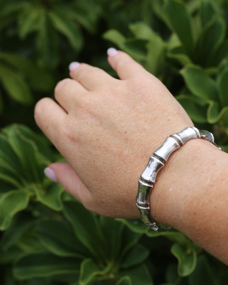 1962-1963 Birmingham Made Silver Bamboo Hinged Bangle with Safety Chain, Sterling Silver, 17.96g