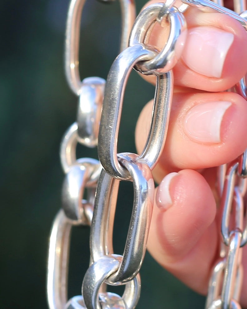Australian Brand Semi Hollow Chunky Silver PaperClip Style Necklace, 39.7g, 45.5cm