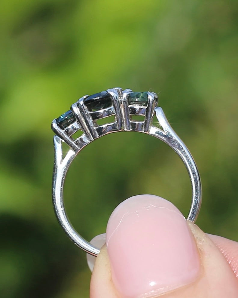 2.38ct Australian Sapphire Trilogy, Sterling Silver, size N1/2 or 7, 3.6g