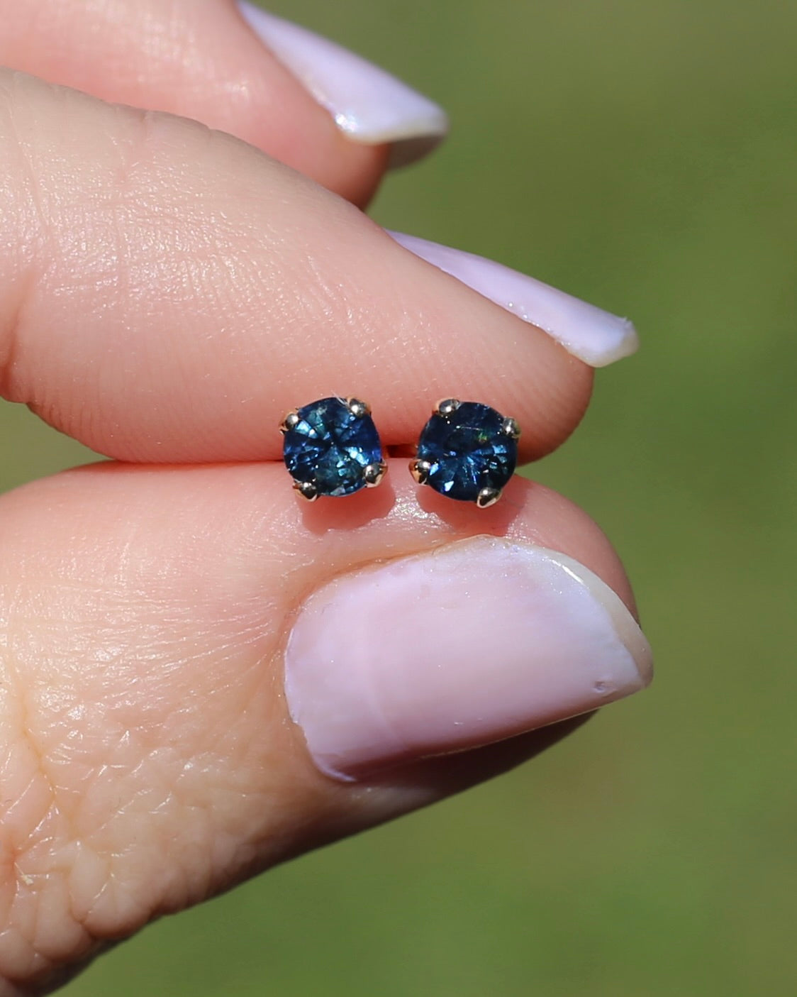 0.9ct Natural Blue and Teal Sapphire Studs, 9ct Yellow Gold, 0.92g