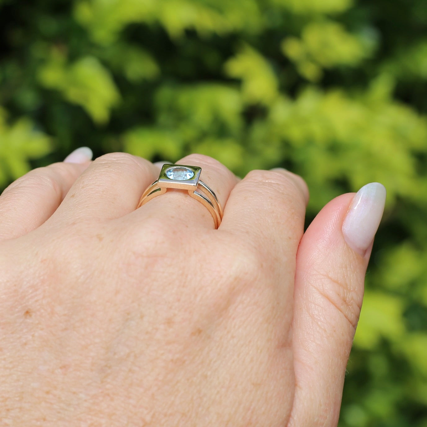 Bezel Set Square Face Blue Zircon Ring on Split Band, 9ct Yellow Gold, fits like size R or 8.5