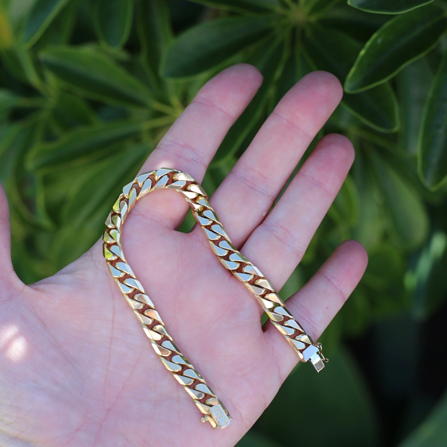 Italian 18ct Gold Curb Bracelet, 19cm 7.5 inches and 40.3g