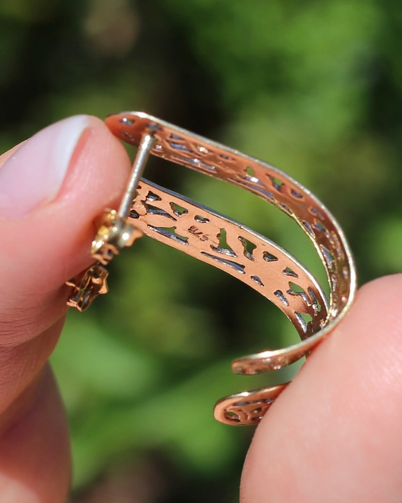 Floral Hand Carved 9ct Yellow Gold Earrings - Studs-, 9ct Yellow Gold, 3.13g