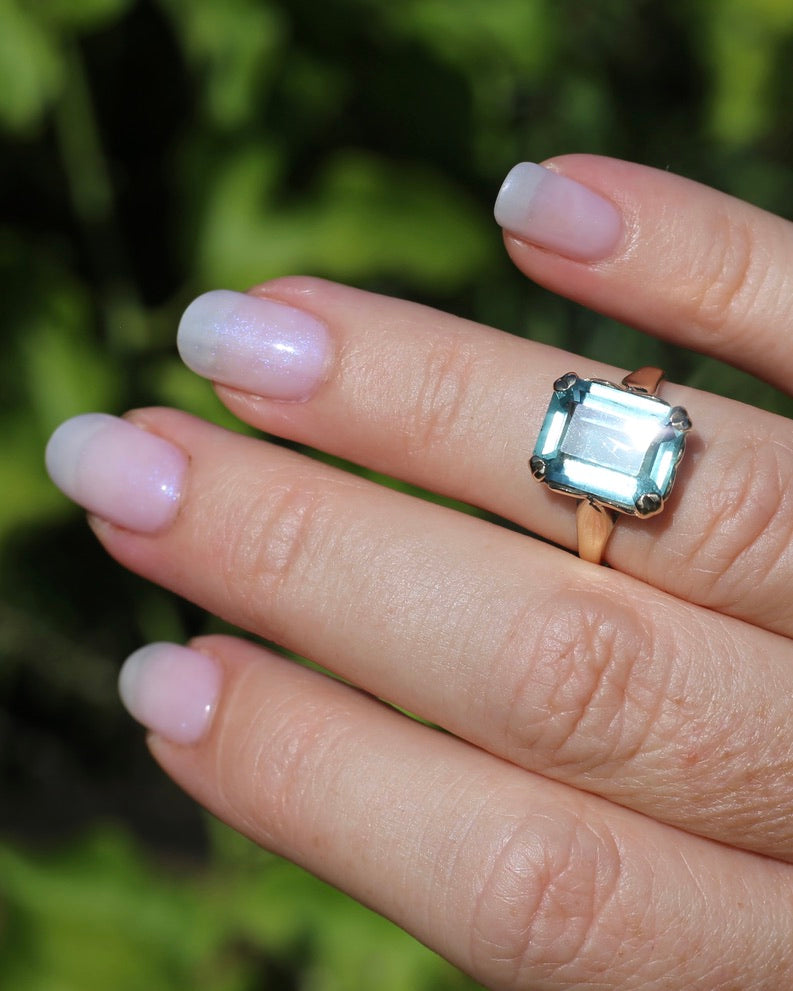 Second Glance - Natural 4.3ct Emerald Cut Aquamarine in Vintage 1963 London Made Ring, 9ct Yellow Gold, size K1/2 or 5.5, 3.04g