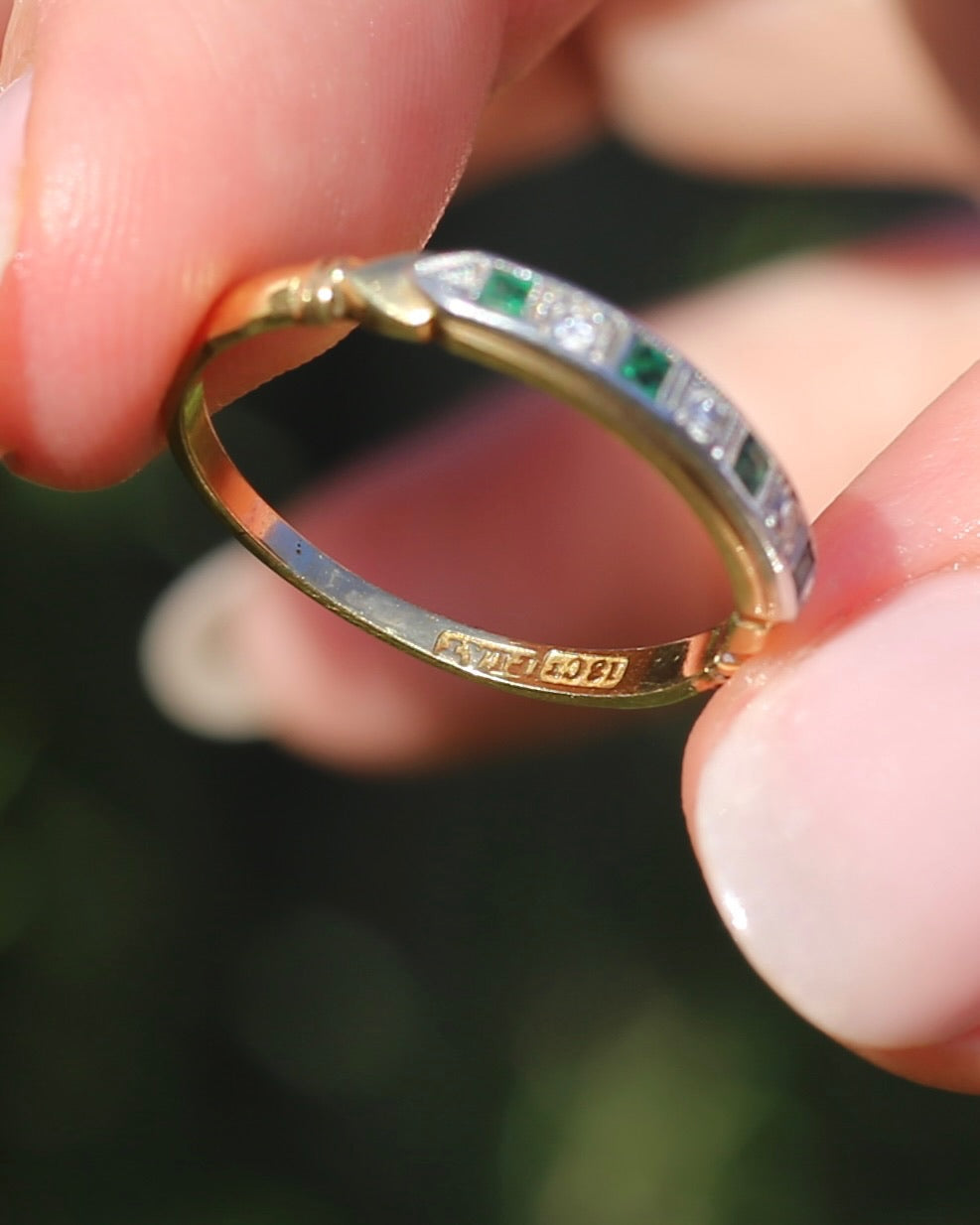 Circa 1930s Natural Emerald & Single Cut Diamond 18ct & Platinum 7 Stone Stacker, size O or 7.25, 2.05g