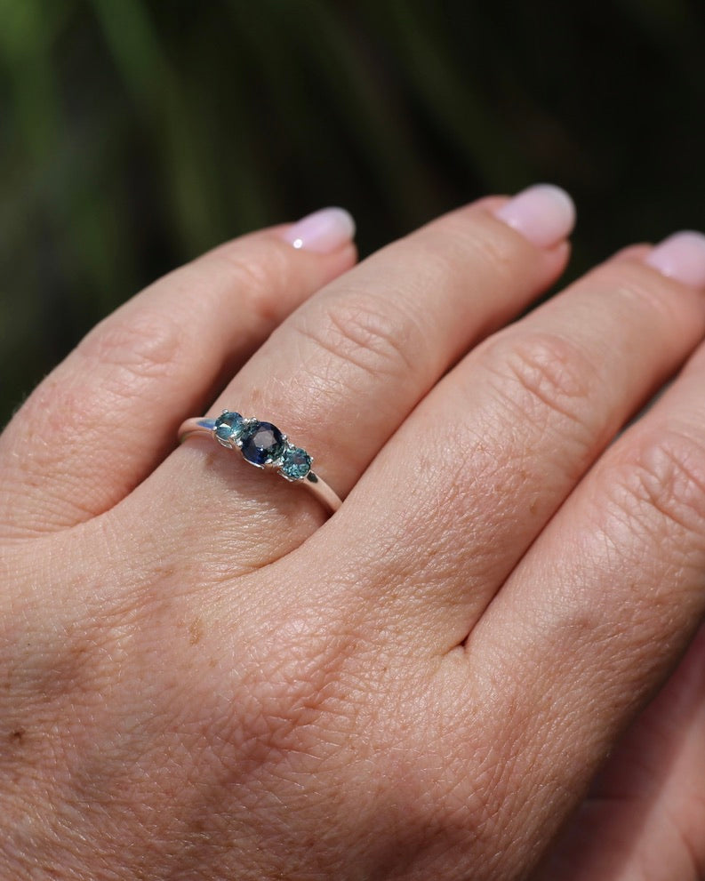 0.85ct Natural Parti Sapphire Trilogy Ring, Sterling Silver, size Q or 8.25, 1.98g