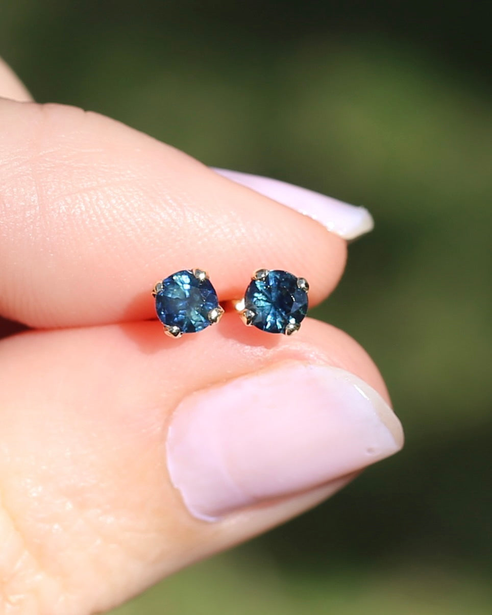 0.9ct Natural Blue and Teal Sapphire Studs, 9ct Yellow Gold, 0.92g