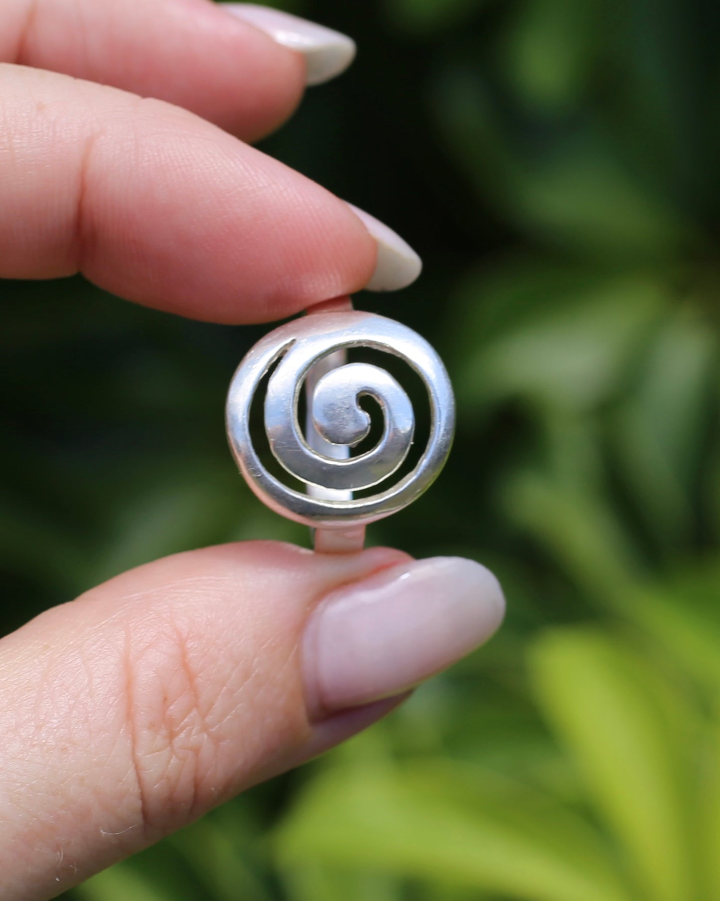 Silver Swirl Ring, Sterling Silver, size R1/2 or nearly 9, 6.6g