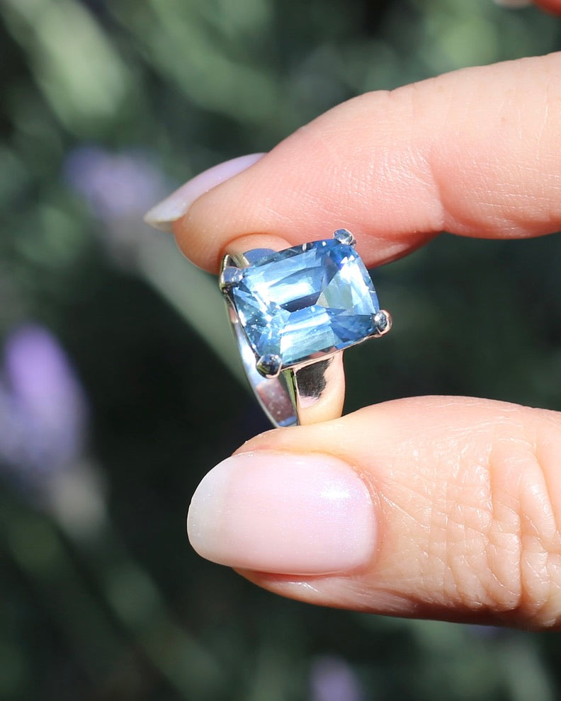5ct Cushion Cut Natural Blue Topaz Ring, Sterling Silver, size N or 6.75, 5.02g