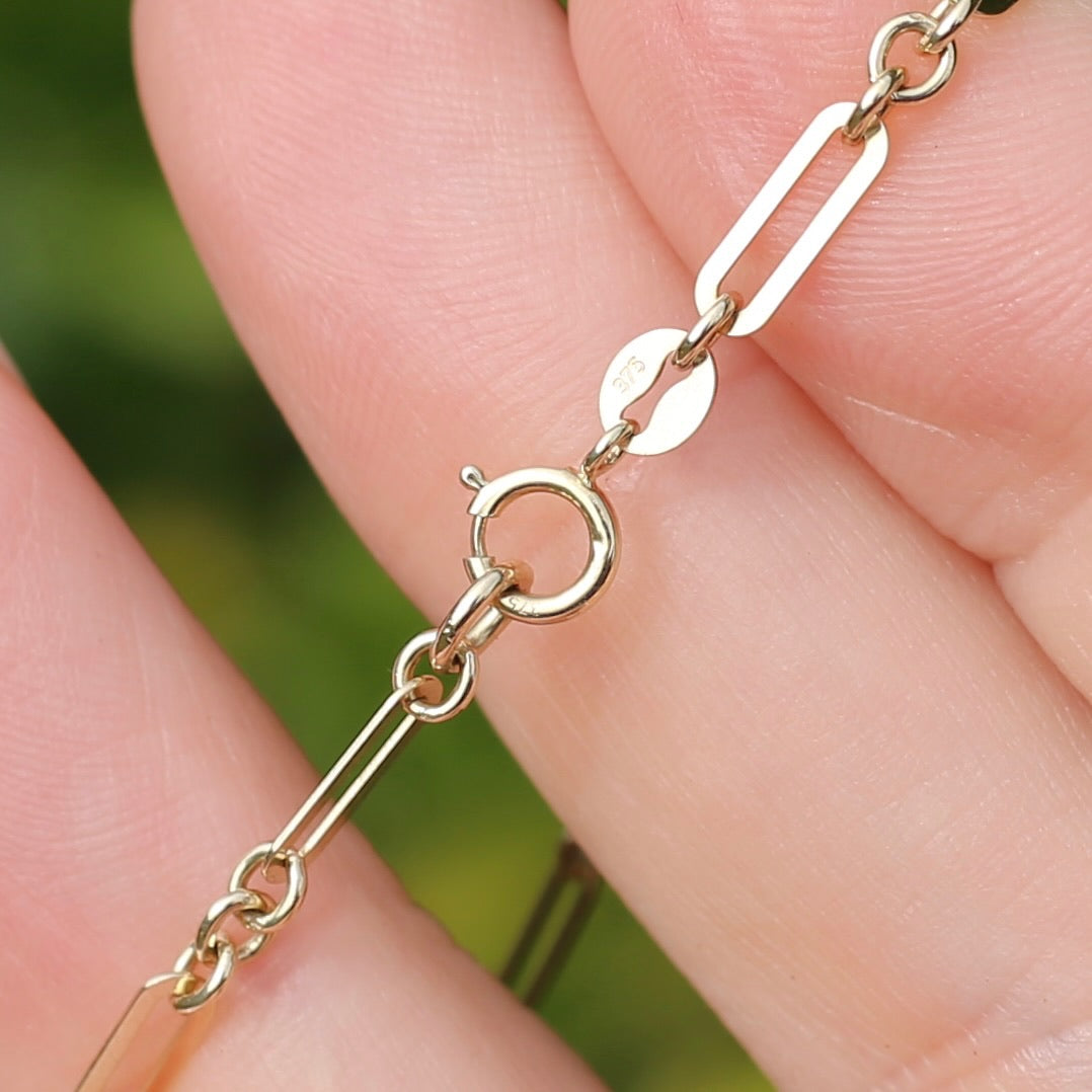 Delicate Paperclip Chain with T-bar, 9ct Yellow Gold, 47cm with 1cm T-Bar drop