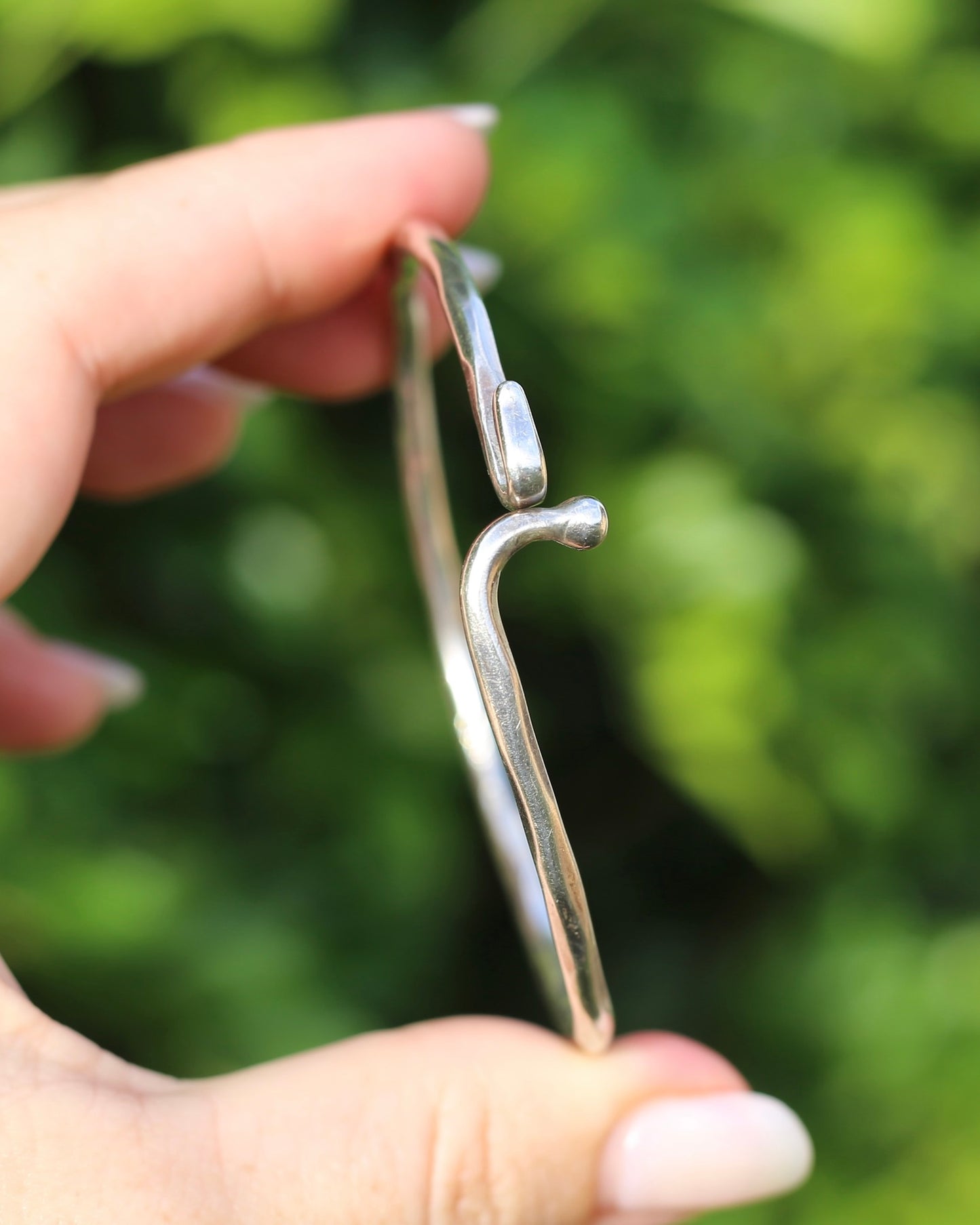 Hammered Finish Sterling Silver Bracelet with Nail Type Closure, Sterling Silver, 16.8g
