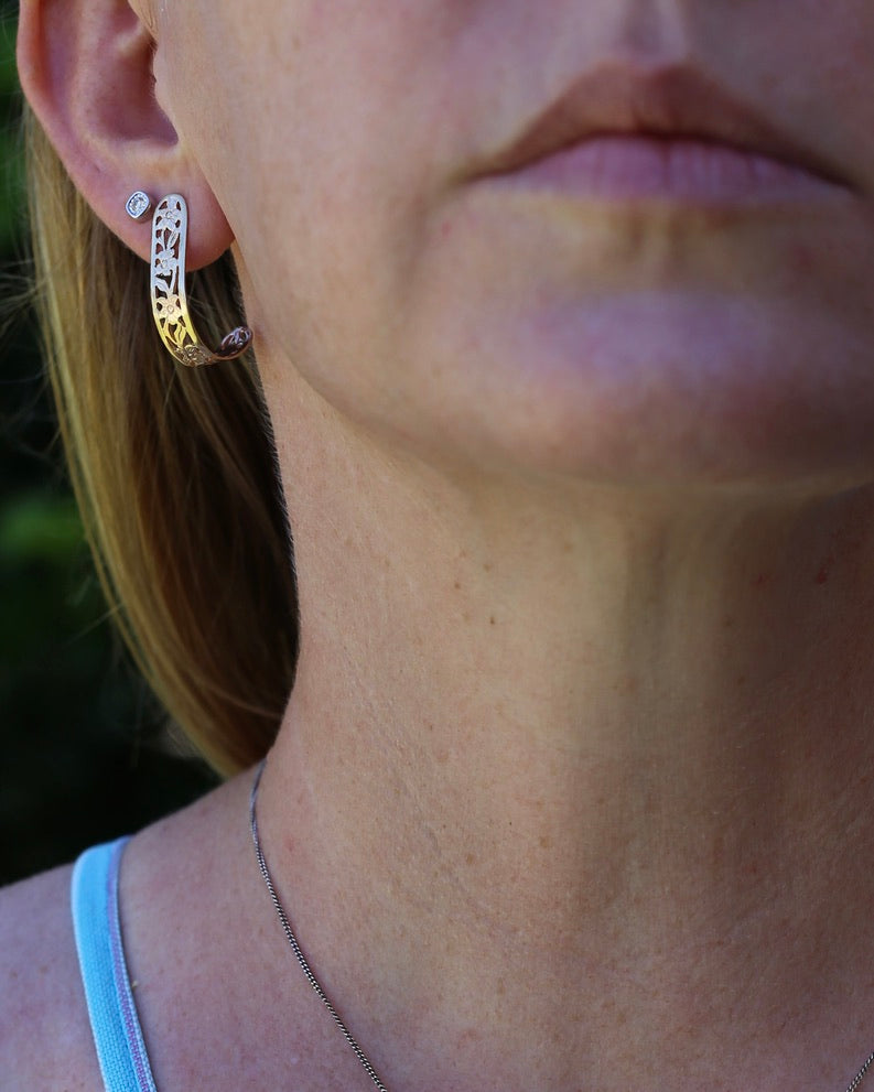 Floral Hand Carved 9ct Yellow Gold Earrings - Studs-, 9ct Yellow Gold, 3.13g