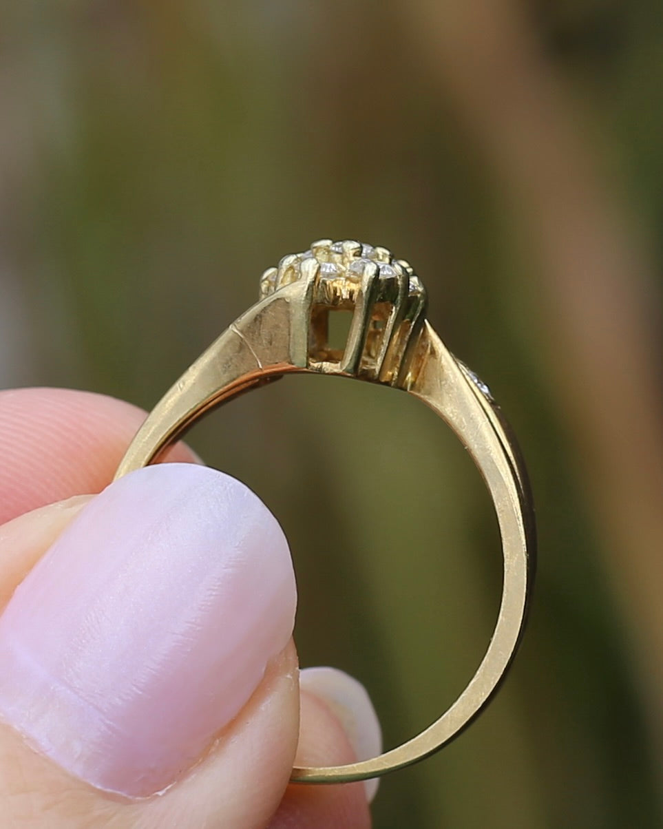 Circa 1970s Transitonal Brilliant Cut Diamond Ring, 18ct Yellow Gold Cluster Ring, size S or 9, 6.4g, with valuation