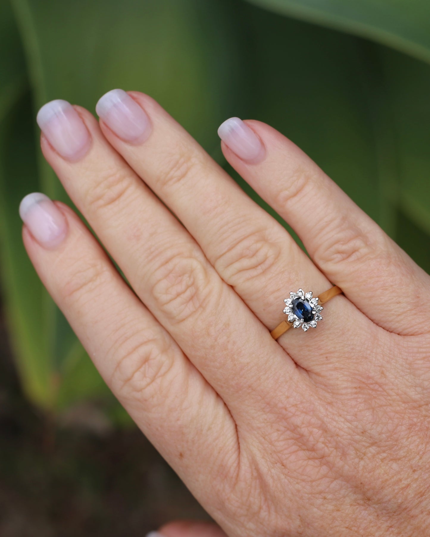 Natural Sapphire and Diamond Halo, 18ct White and Yellow Gold, size R or just over 8.5, 3,15g