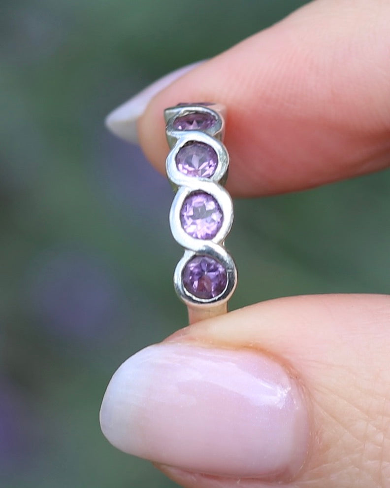 Five Stone Bezel Set Amethyst Silver Ring, Sterling Silver, size O or 7.25, 3.41g