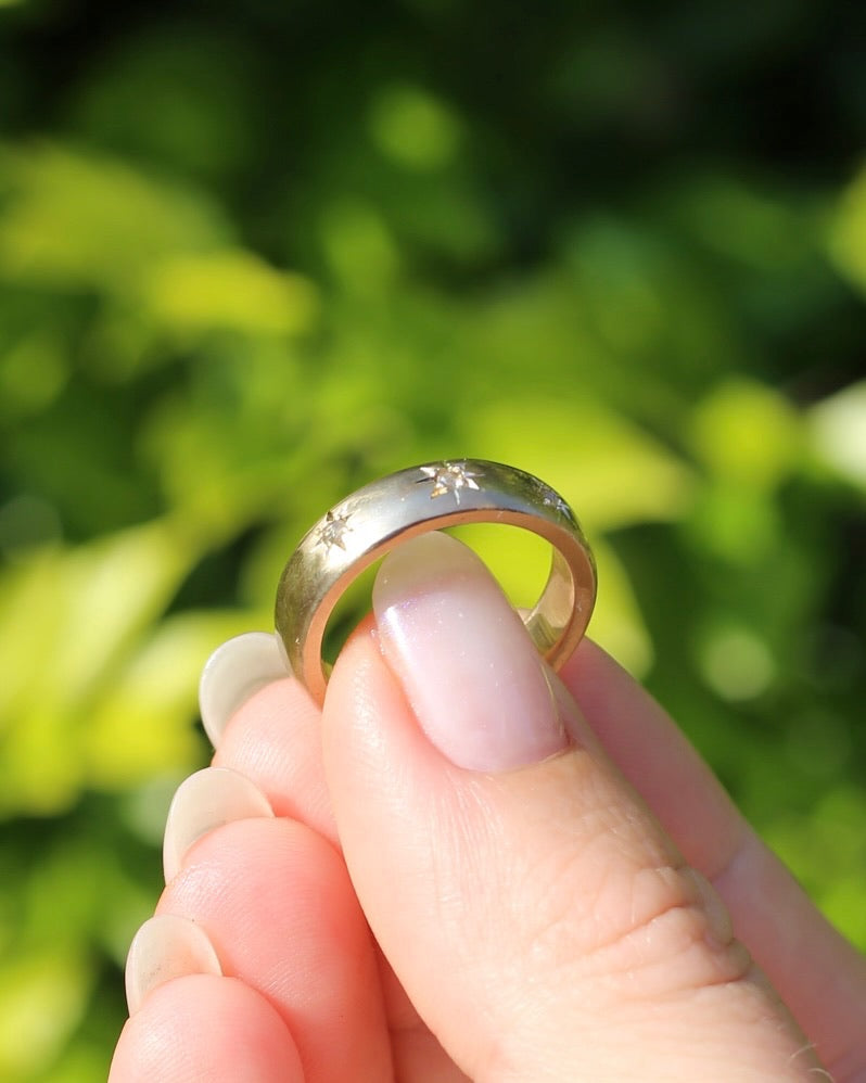 Reclaimed 9ct Yellow Gold Ring Star Set with 3 Rose Cut Diamonds, size O1/2 or 7.25 (fits about N1/2 or 7 due to width and chunk)