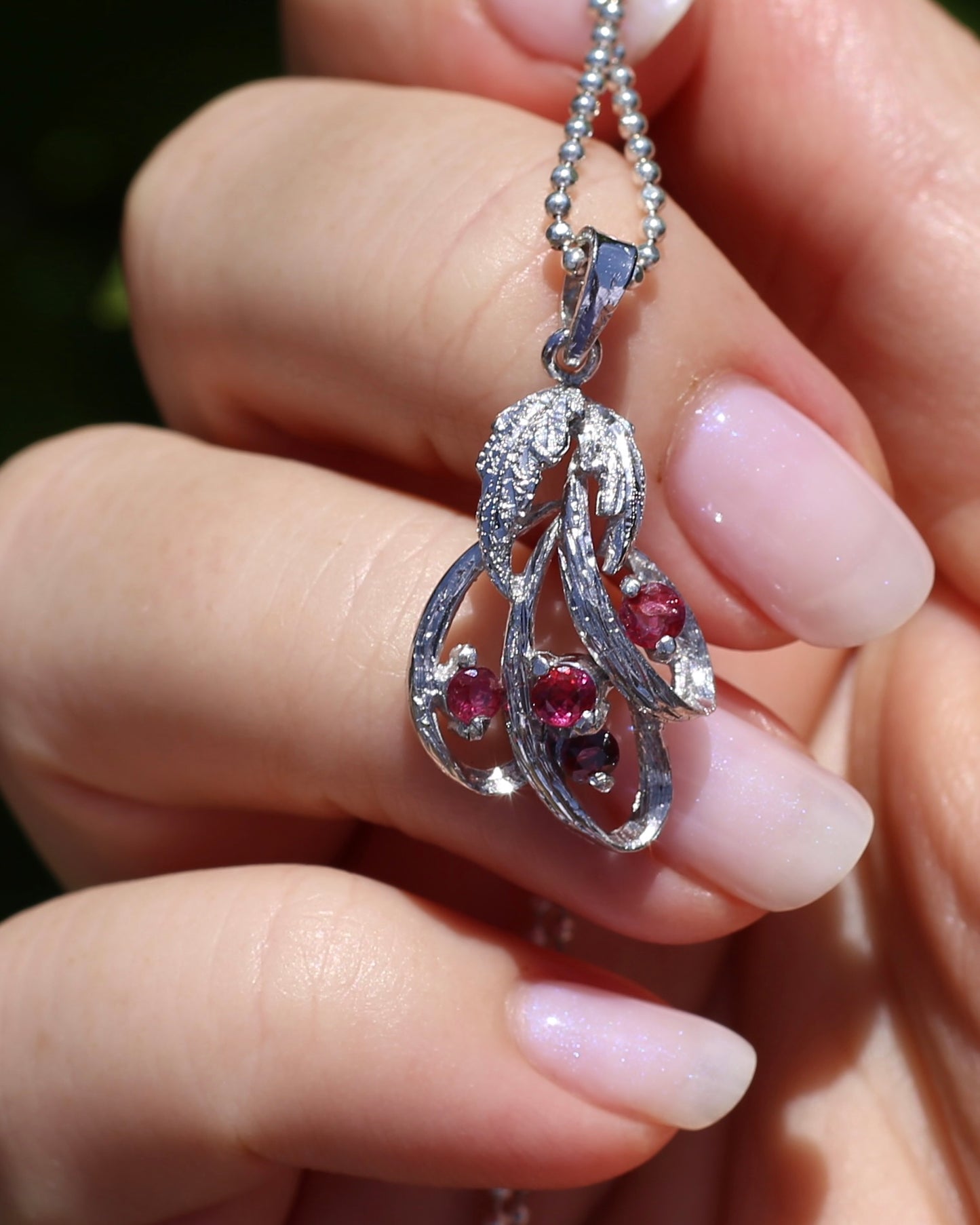 Sterling Silver Pink Sapphire/ Ruby Leaf Pendant, Sterling Silver, 2.66g