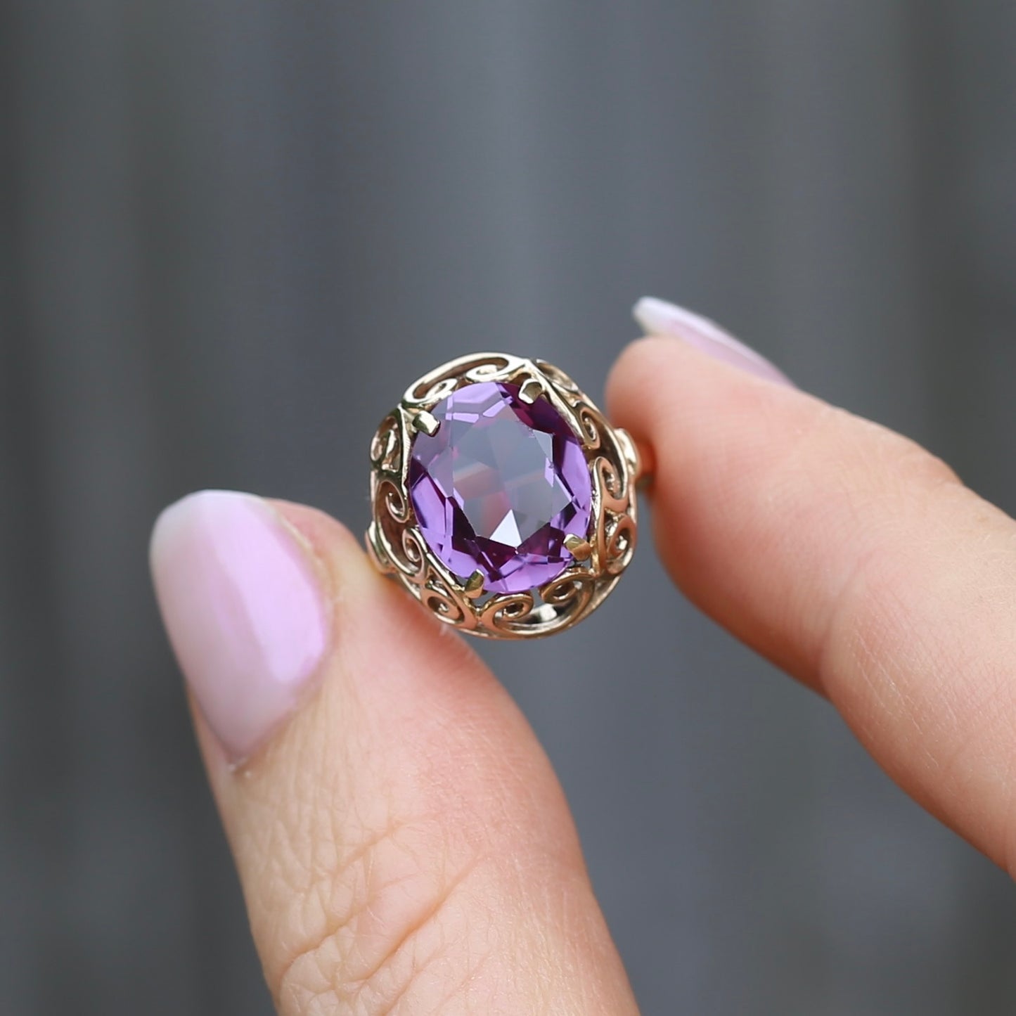 Synthetic Colour Change Purple Sapphire in Filigree Gold Ring, 10ct yellow gold,  size M1/2 or just under 6.5