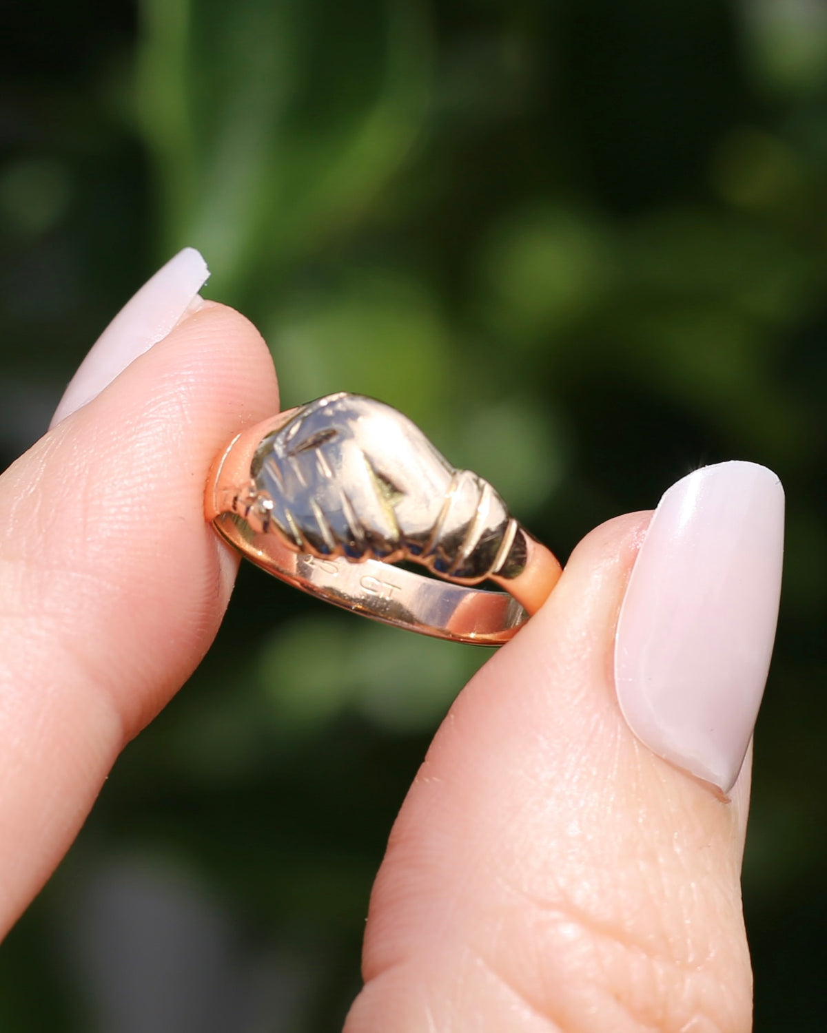 Vintique 15ct Fede Ring, 15ct Yellow Gold, size 7.5 or just over O1/2, 4.24g