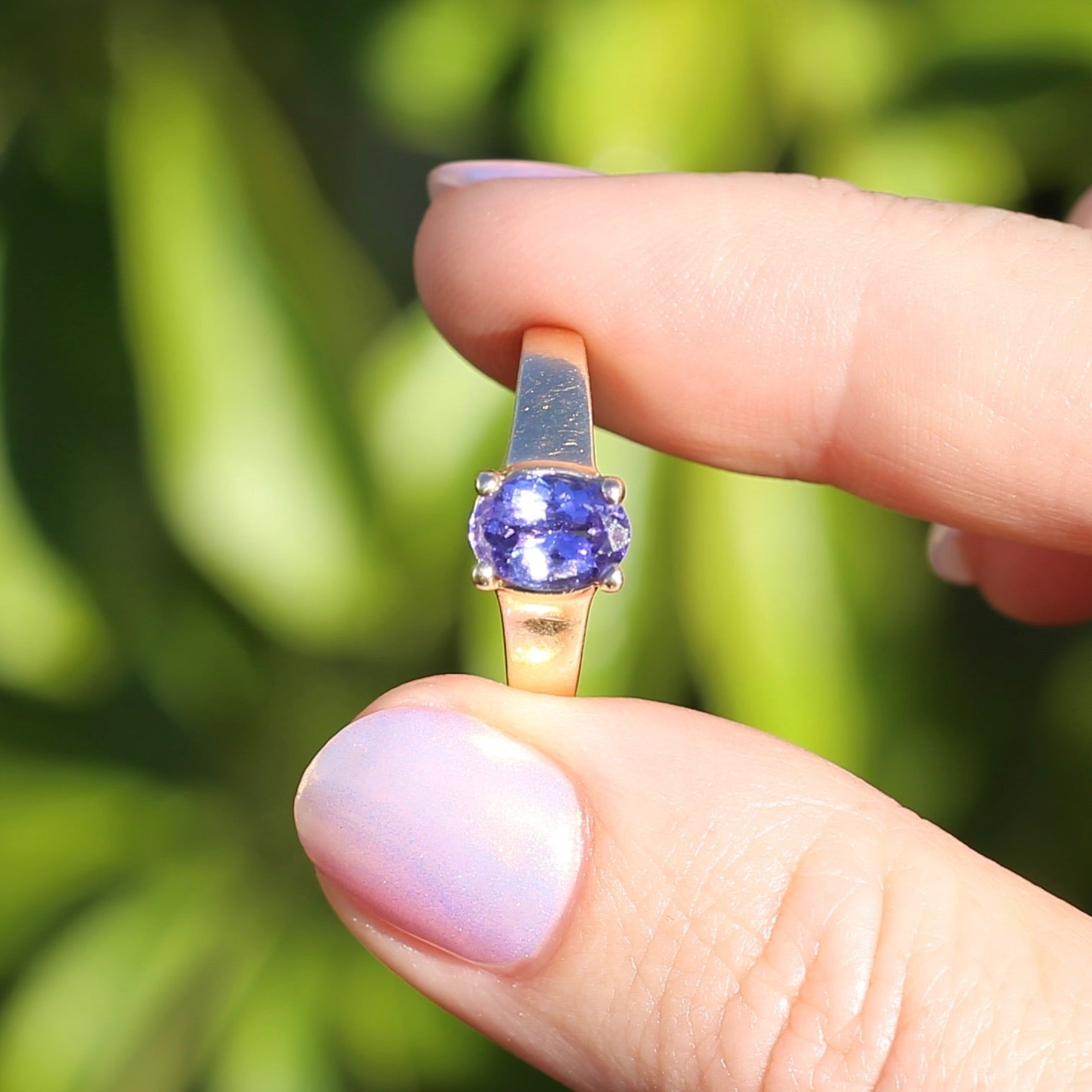 1.25ct Oval Tanzanite Ring, 14ct Yellow Gold, size N or just over 6.5