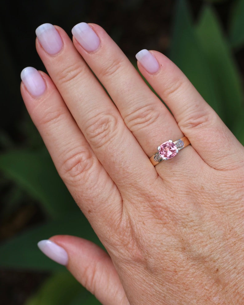 1.62ct Natural Pink Tourmaline in 1970s Mixed Metal Setting with Diamond Side Stones, size P or 7.5, 4.34g