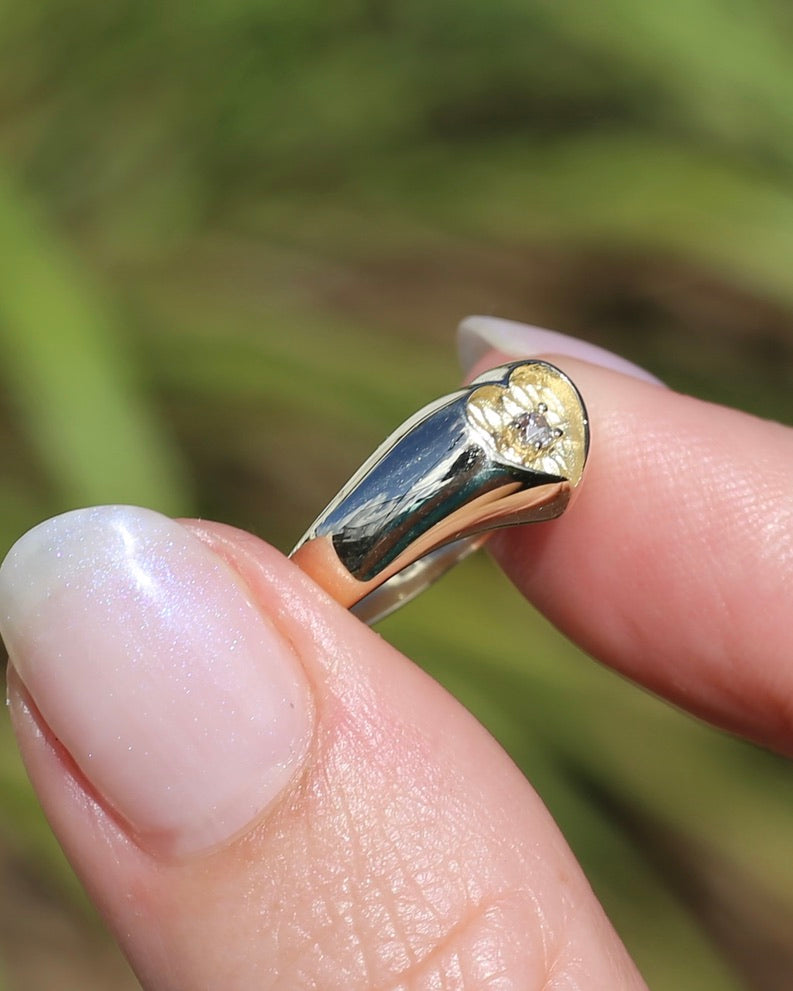 ON HOLD 1979 London Made Old Cut Diamond Heart Signet Ring, 9ct Yellow Gold, size J1/2 or 5, 2.48g
