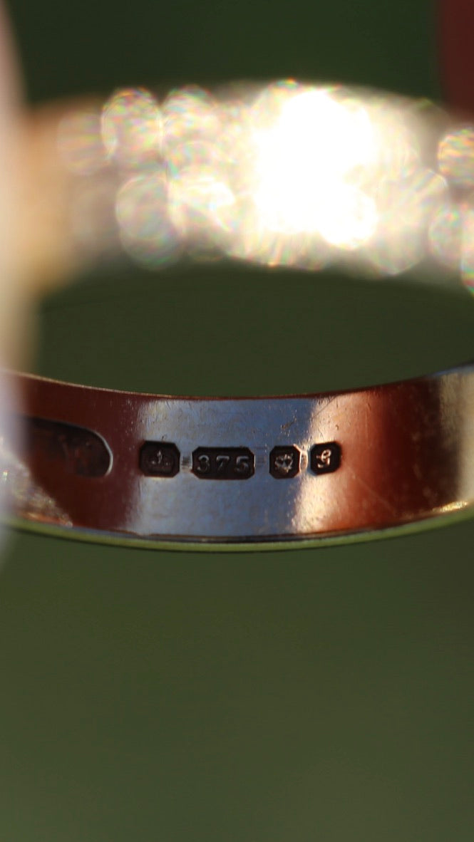 1981 London Made Textured 4mm Wedder, 9ct Yellow Gold, size 7 or just over N1/2, 2.25g