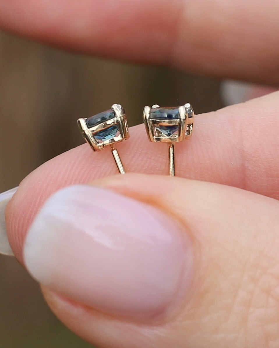 1.2ct Parti Sapphire Studs, 9ct Yellow Gold, 0.76g